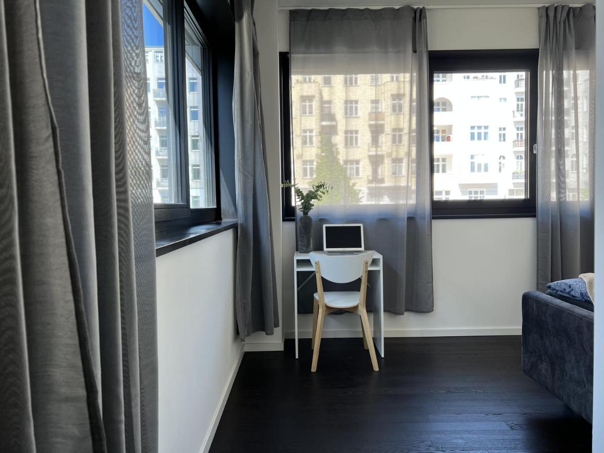 Luxury Waterfront Apartment Berlino Esterno foto