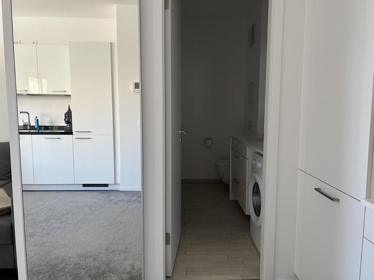 Luxury Waterfront Apartment Berlino Esterno foto